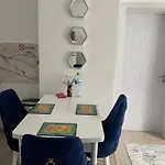 דירה Bluemoon-apartment With Parking בורגאס