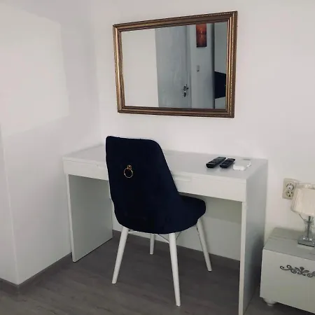 Bluemoon-apartment With Parking Apartmán Burgas City