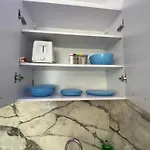 Bluemoon-apartment With Parking