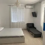 아파트 Bluemoon-apartment With Parking 부르가스