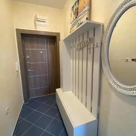 Bluemoon-apartment With Parking דירה בורגאס