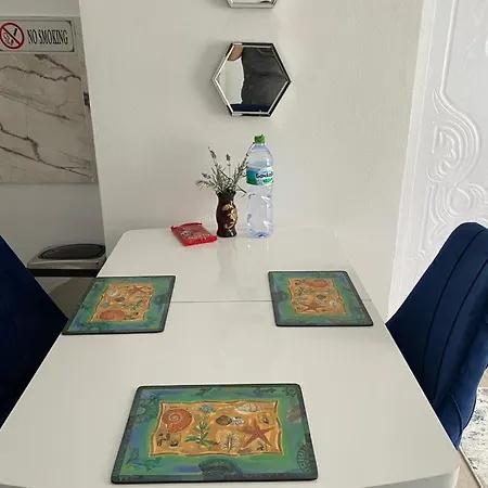 Bluemoon-apartment With Parking דירה *