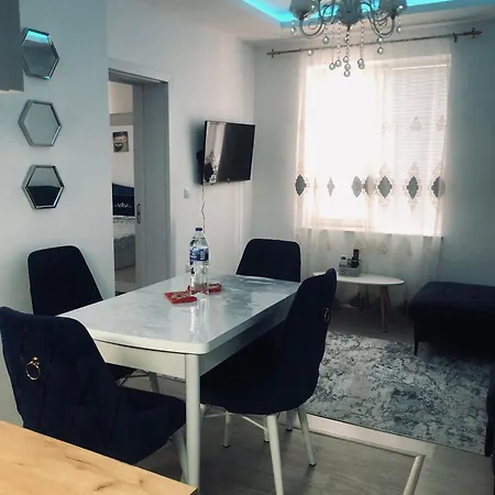 דירה Bluemoon-apartment With Parking