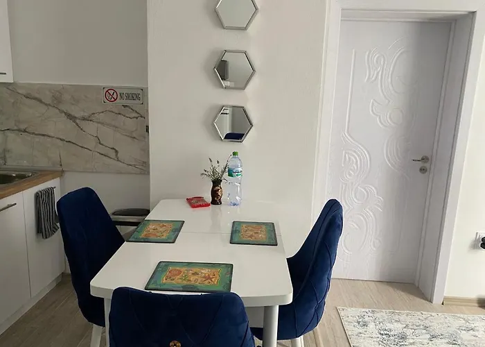 Lejlighed Bluemoon-apartment With Parking Burgas City