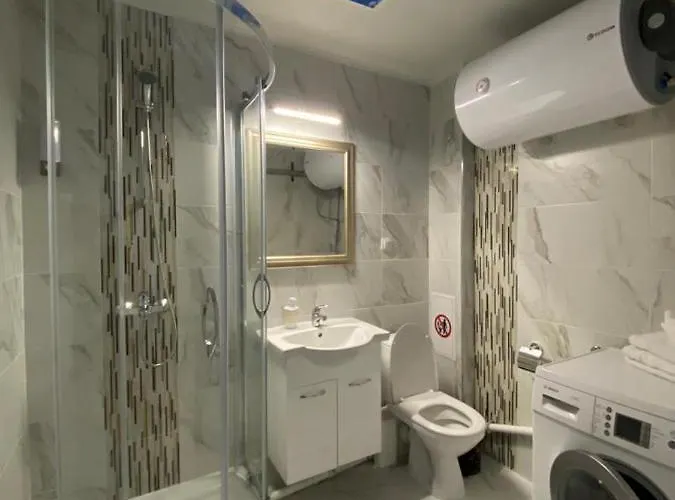 Lejlighed Bluemoon-apartment With Parking Burgas City